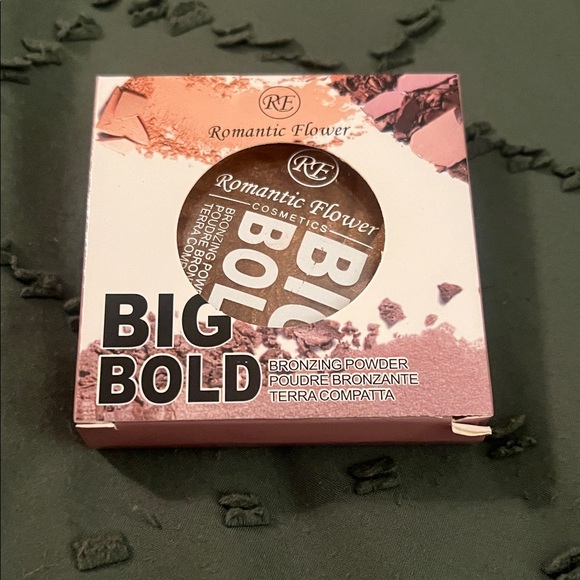 Other - Bronzing Powder✨